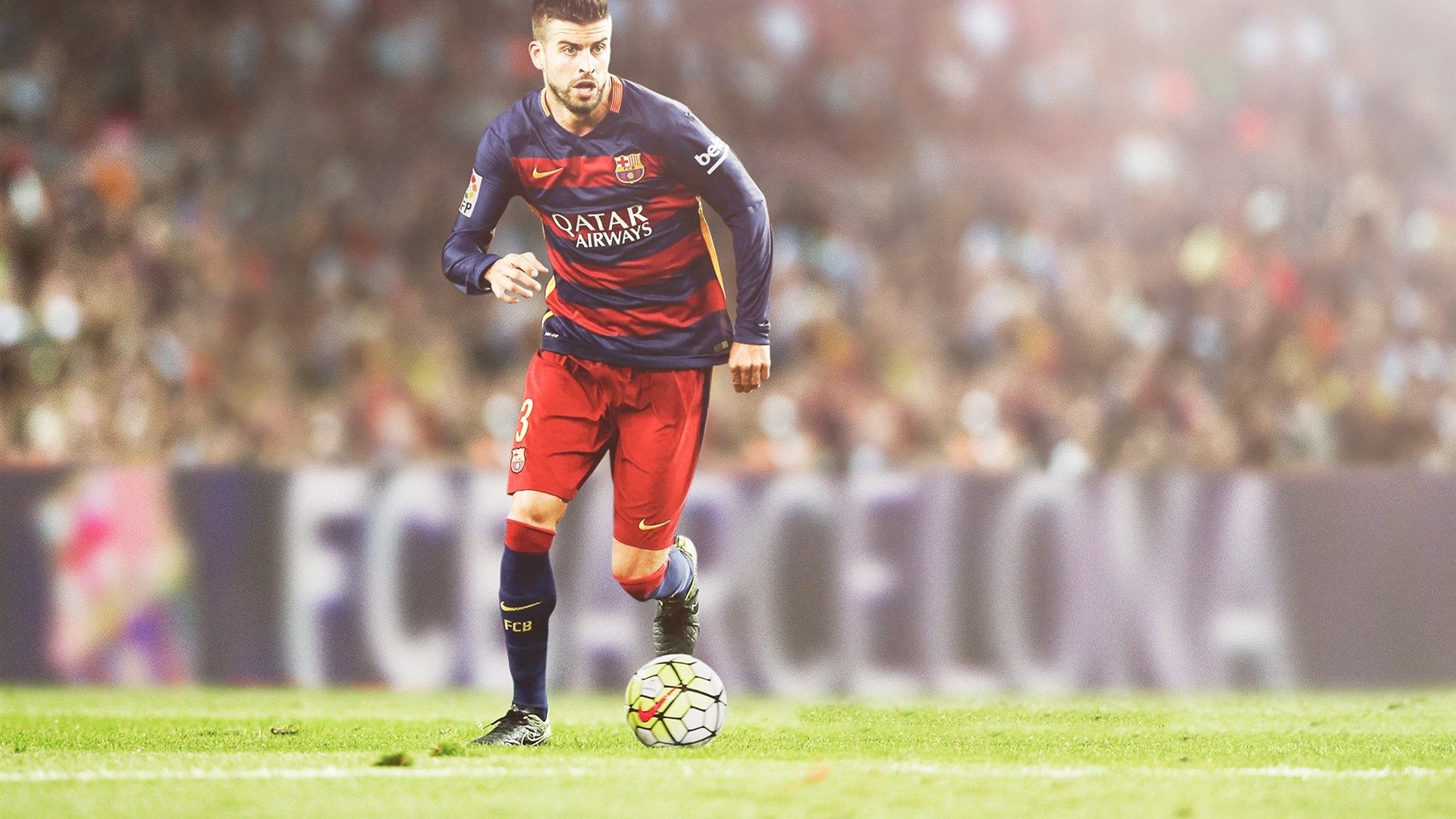 “东安湖赛场:铁人三项运动员挑战赛道,拼劲力与速度”