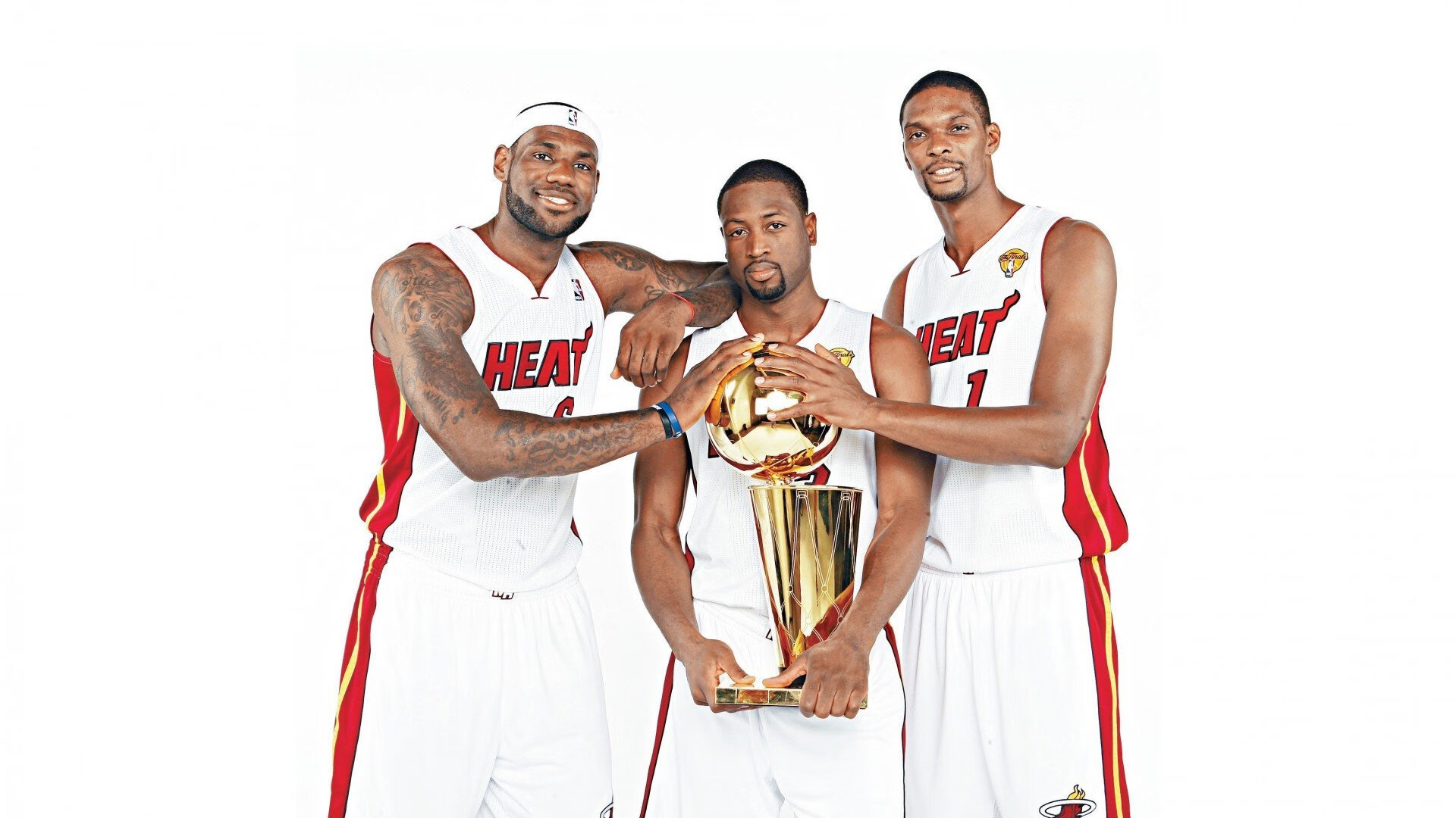 快攻节奏中终结球员的处理方式对比，结束快攻的形式有哪些